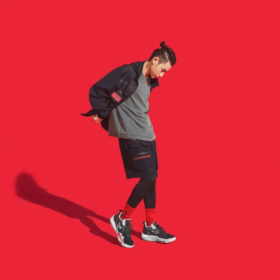 智秀|睫毛又短又稀疏，竟然也能拥有智秀、泰妍都爱的“洋娃娃睫毛”？| 美妆周盘点