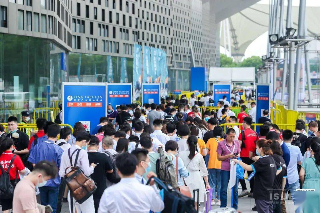 凝聚信心 承载重托 | 2020上海国际校服园服展完美收官