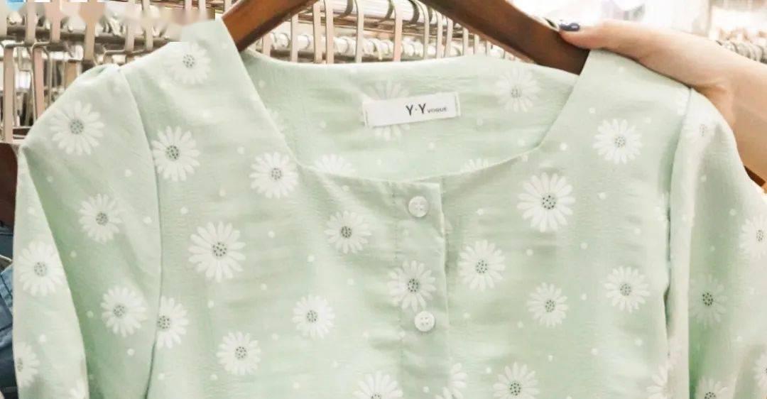 石龙|开业12年，东莞这家服装批发城，怎么样了！