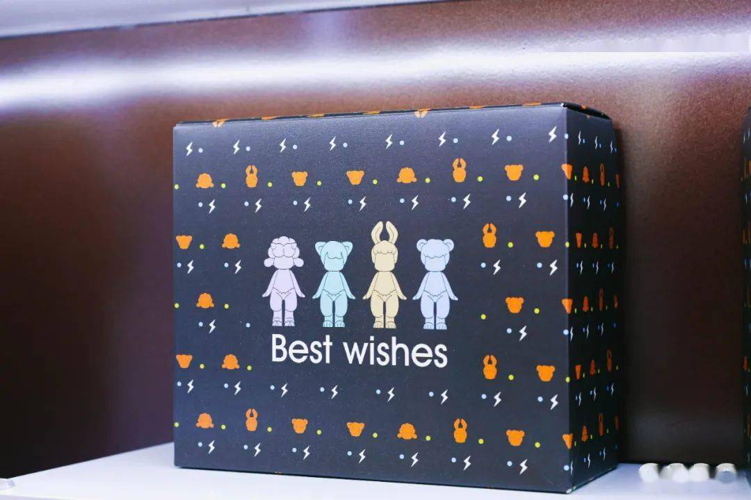 穿越|泡泡玛特十周年！梦幻快闪店带你穿越回童年时光~