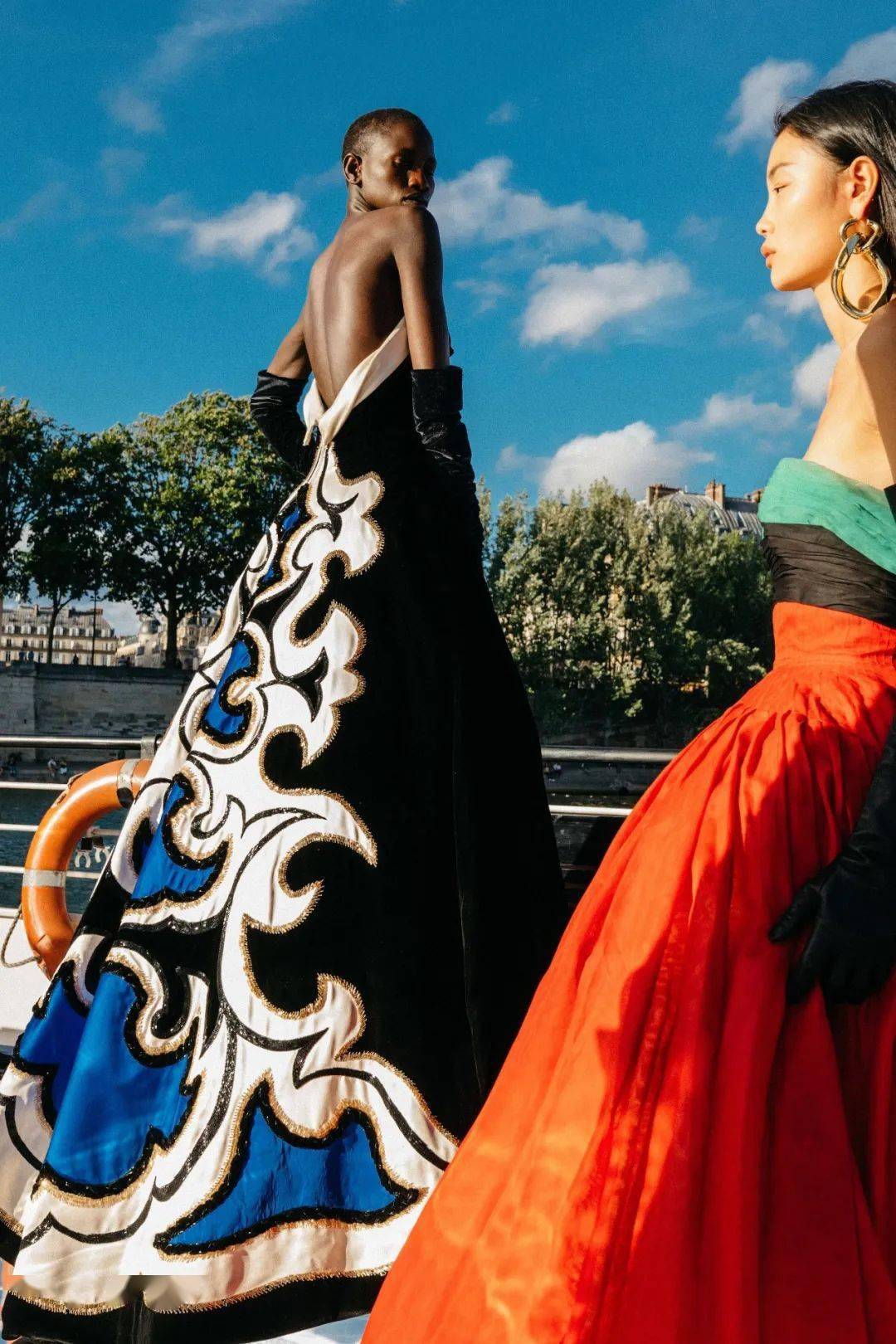 时装周|负重而行的巴黎高定时装周,怎么做才能逆天改命?