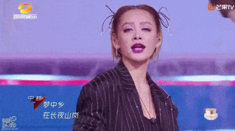 暗黑|画了宁静同款暗黑妆 我被自己的气场吓到后退半步