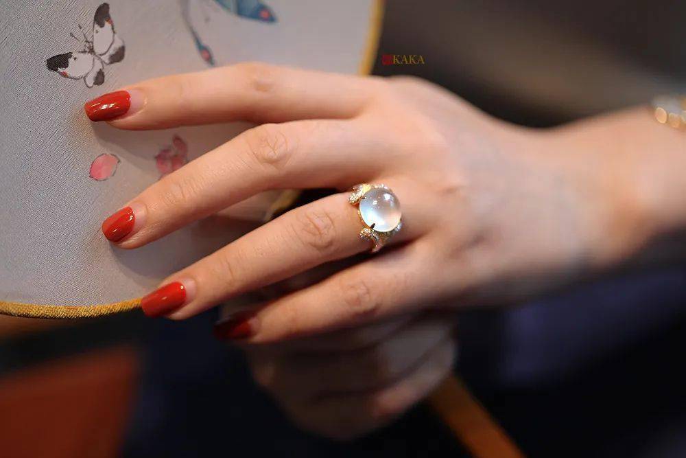 翡翠|宝鼎｜极品白玻璃种翡翠鸽子蛋戒指