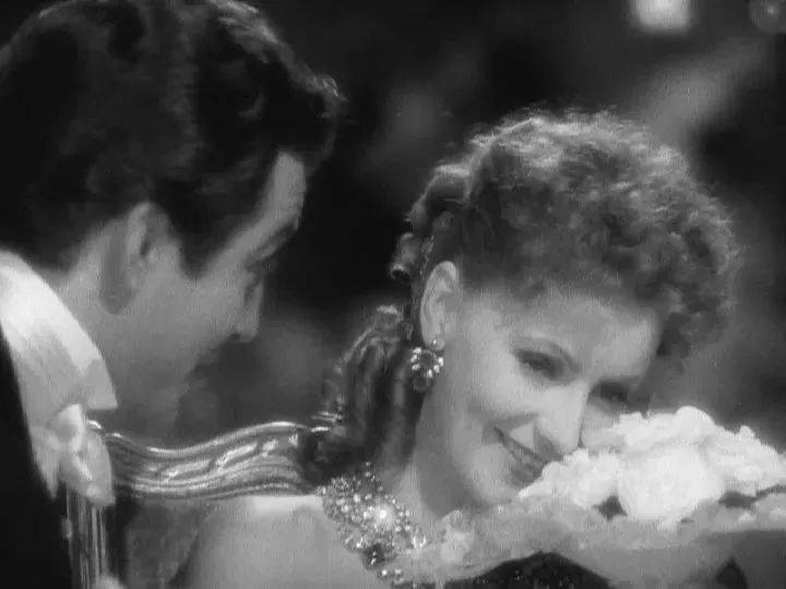 寓所|花16W买香奈儿值吗？值！！！