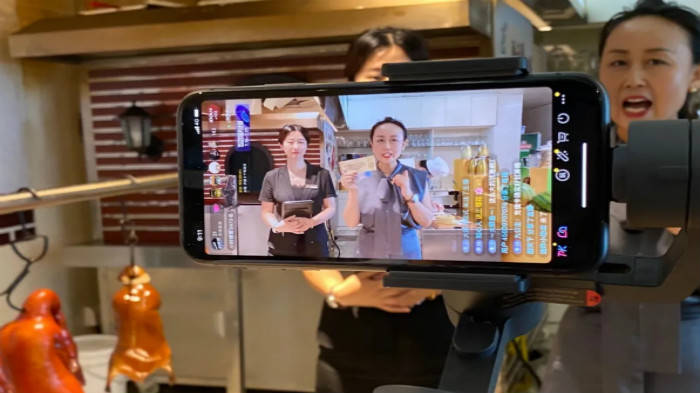 天福街道|威海市文登区天福街道办事处公益直播助推企业线上开花