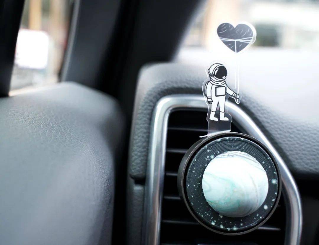 星球|你的车异味难除？试试这个dior大牌同厂的车载香薰！