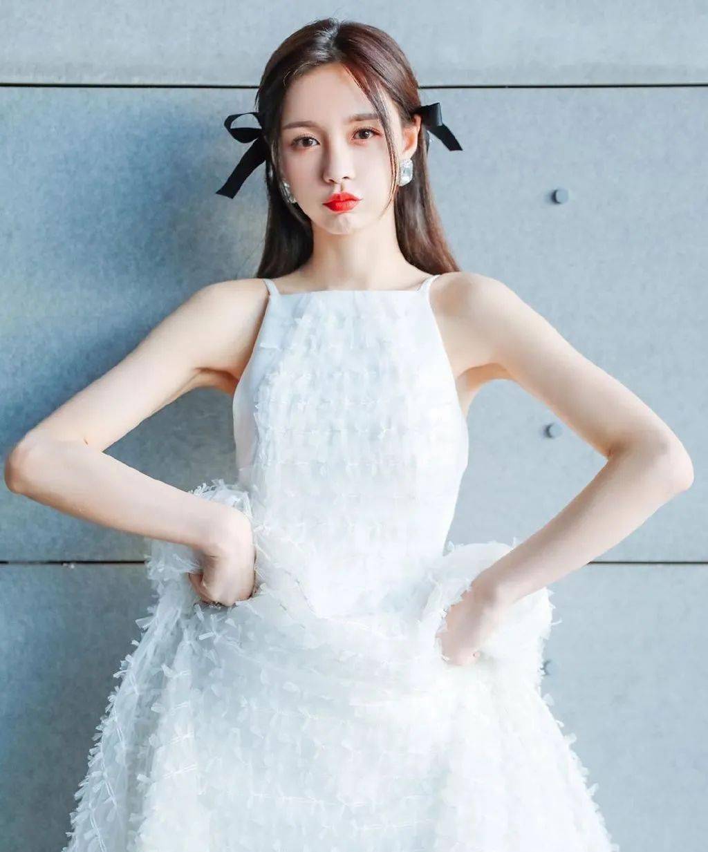 女生|会穿衣服和不会穿衣服的女生，差距也太大了！