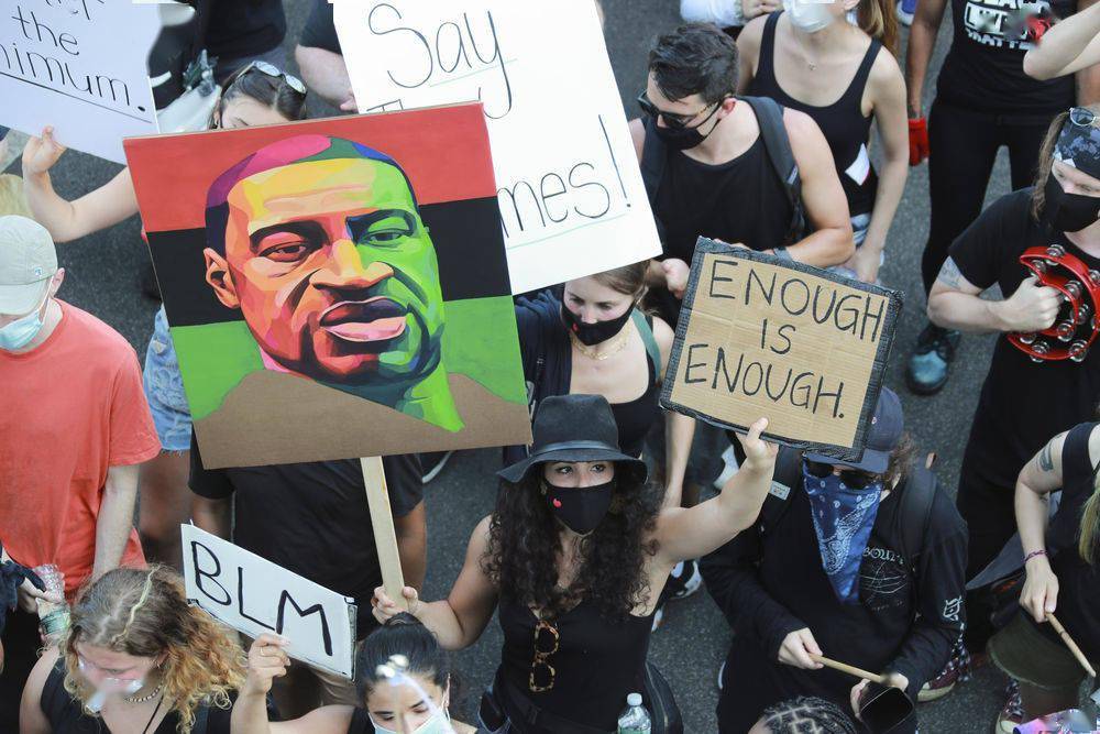 大选|国际观察｜只剩100天，特朗普和拜登准备得咋样了？