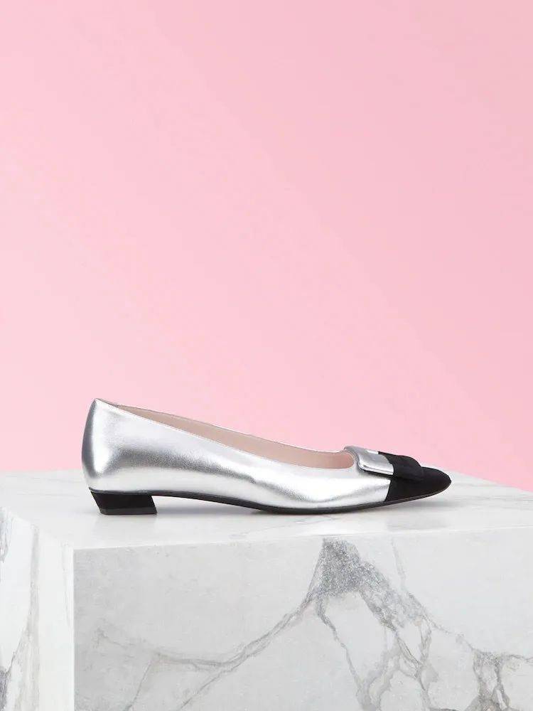 Roger|骨灰级经典Roger Vivier方扣鞋，又出了绝美新款！