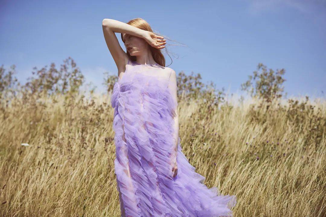 纱裙|谁能不爱夏日的薄纱连衣裙呢？