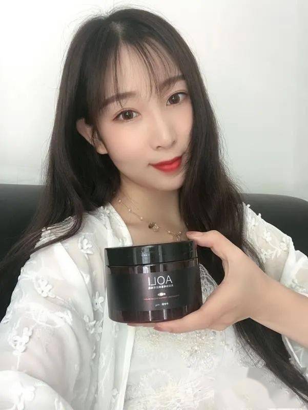 皮肤|想知道如何让肌肤常驻18岁吗？想知道明星三四十岁依然拥有靓丽肌肤吗？点进来我告诉你