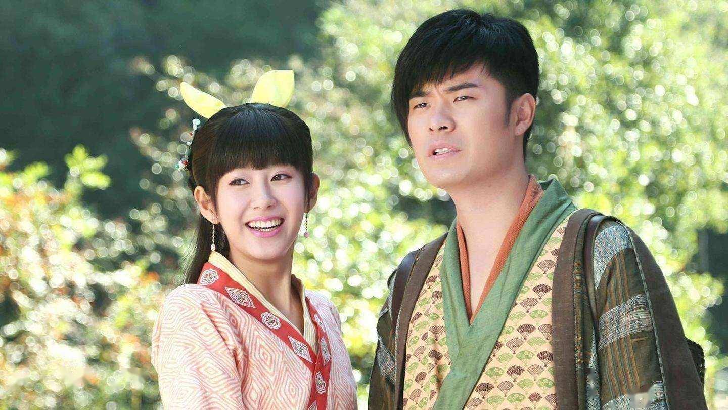 容貌|张子萱生二胎后容貌大变，苹果肌肿胀鼻子像匹诺曹，脸每次都不一样