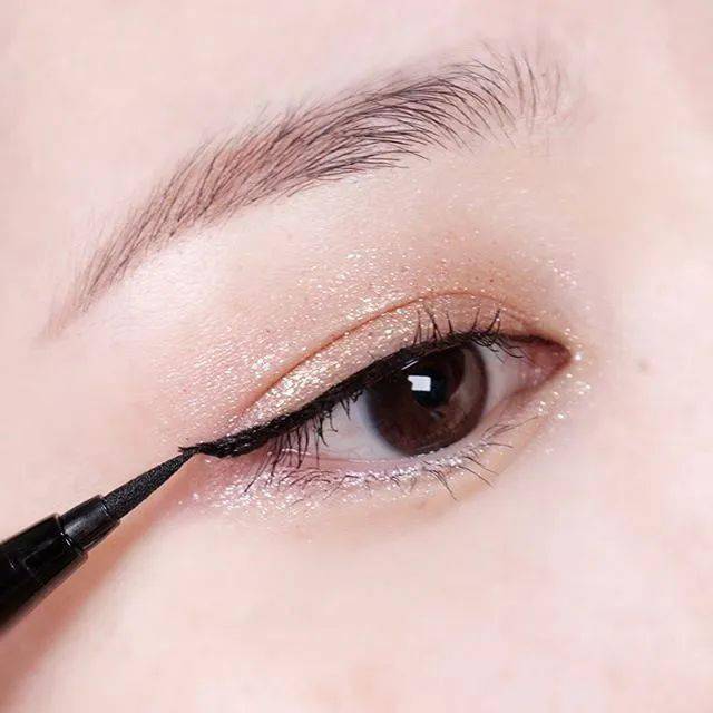 橘色|金请夏绝美回归！彩色眼影也能消肿又好看！