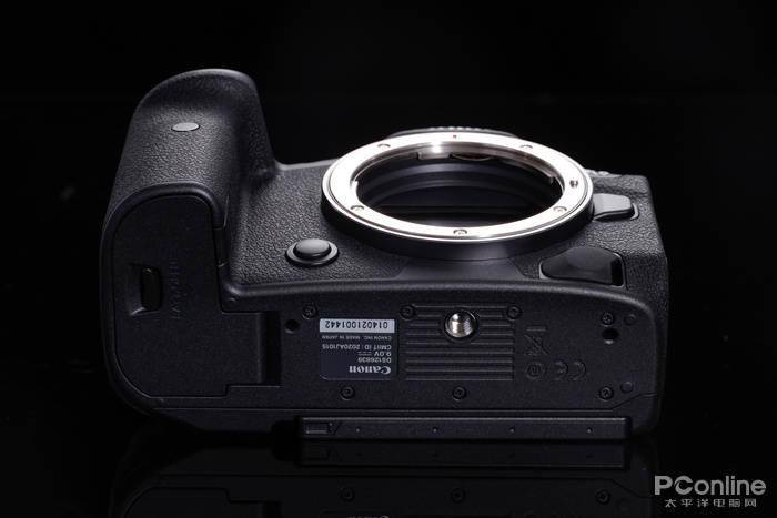 慢动作|2.6w还买不到？EOS R5玩8K视频，高端PC直接崩