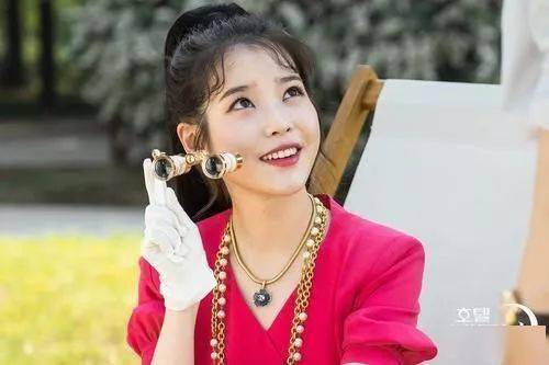 头发|堪称史上最快的懒人法宝，8秒干枯的发质立马变身柔顺、飘逸、有弹性的“绸缎发”？！