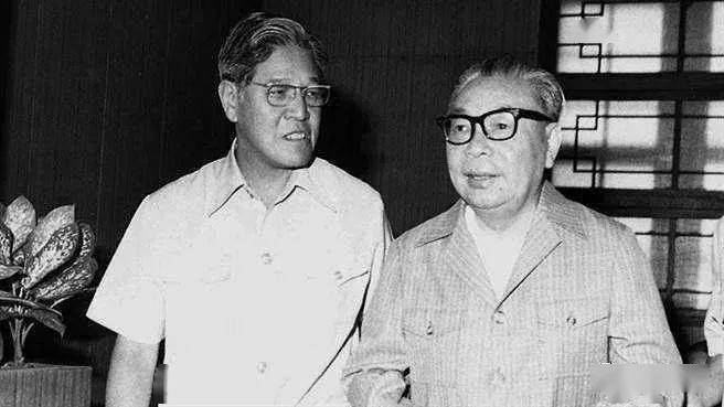 蒋经国|从欺骗上位到搅乱台海，李登辉如何步步上位？