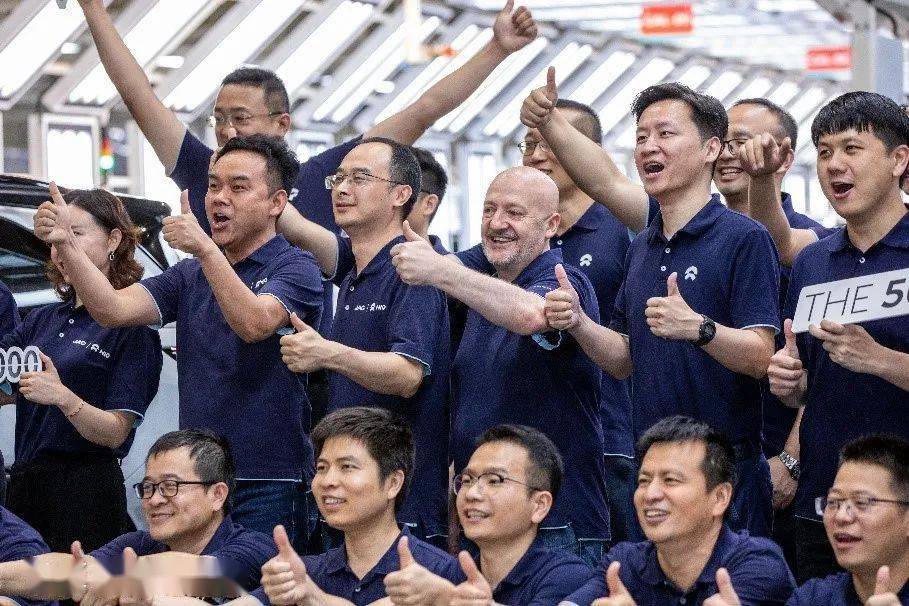 蔚来|给中国汽车业一个“蔚来”