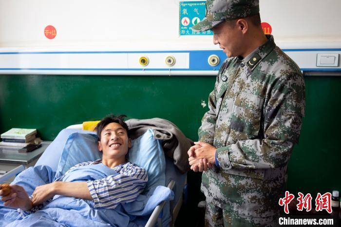 进行|“金珠玛米”援助西藏丁青县进行包虫病防治