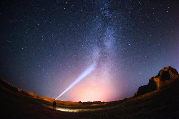 专业|留守女孩考上北大被嘲：你有什么资格笑话她？