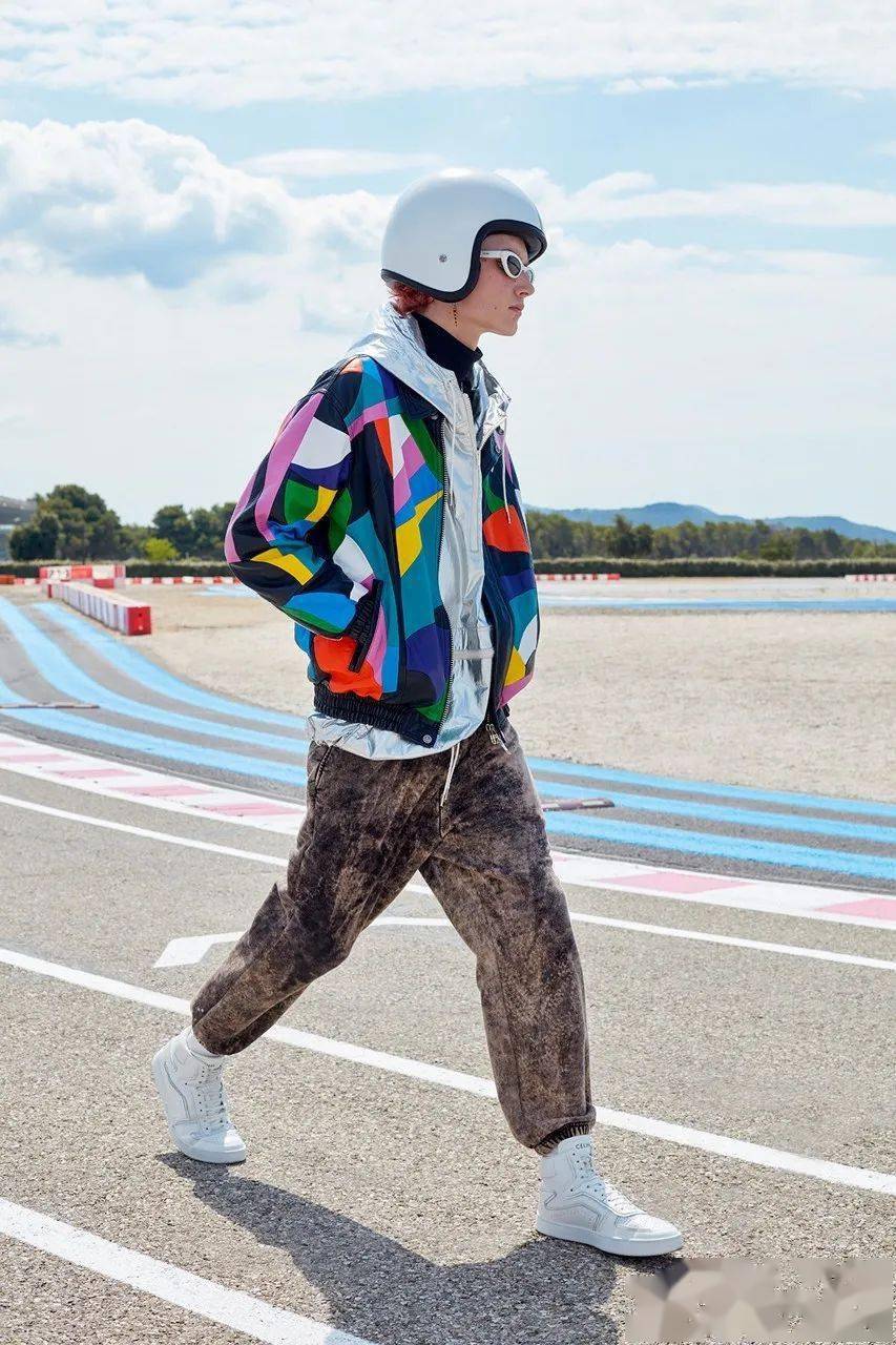 Heron|2020Q2最火品牌一览 | Heron Preston出任电竞顾问 | 陈冠希最新杂志封面