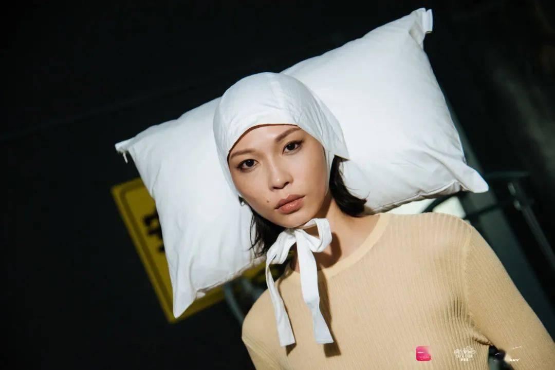 向在|ONI STUDIO 品牌专场秀 | 一手 · SUN IN SKY国际时尚周（暨SUN IN SKY第七届发布周）