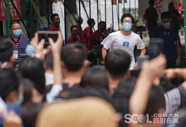 相争|高考填报志愿，你和父母谁说了算？“相爱相争”怎么办？心理专家来支招