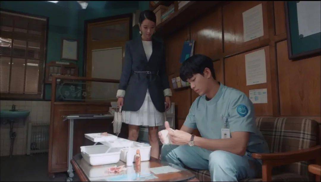 衣品好|《虽然是神经病但没关系》，衣品好就好！