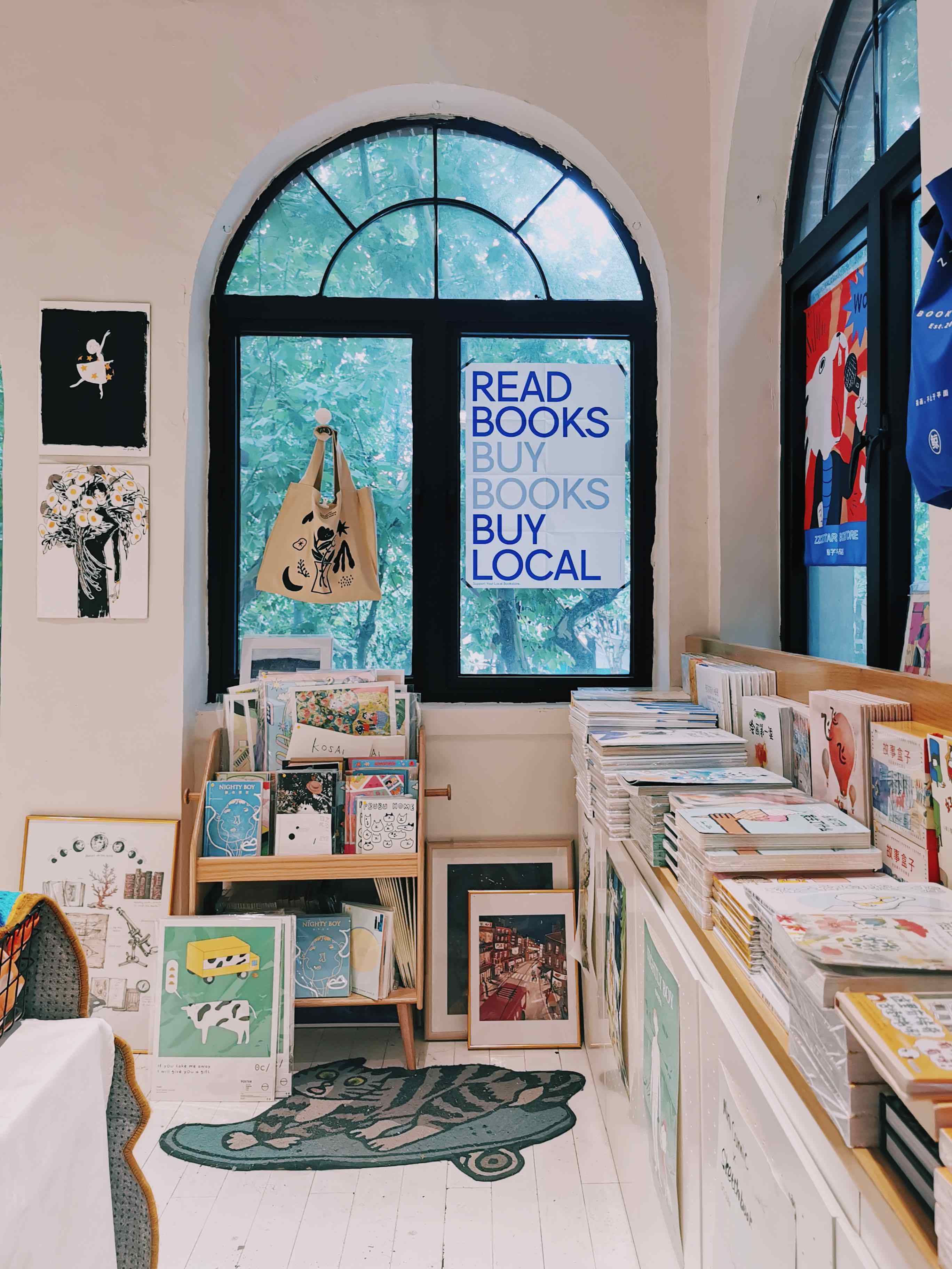 插画|上海小店故事｜一间房间，一个插画的世界