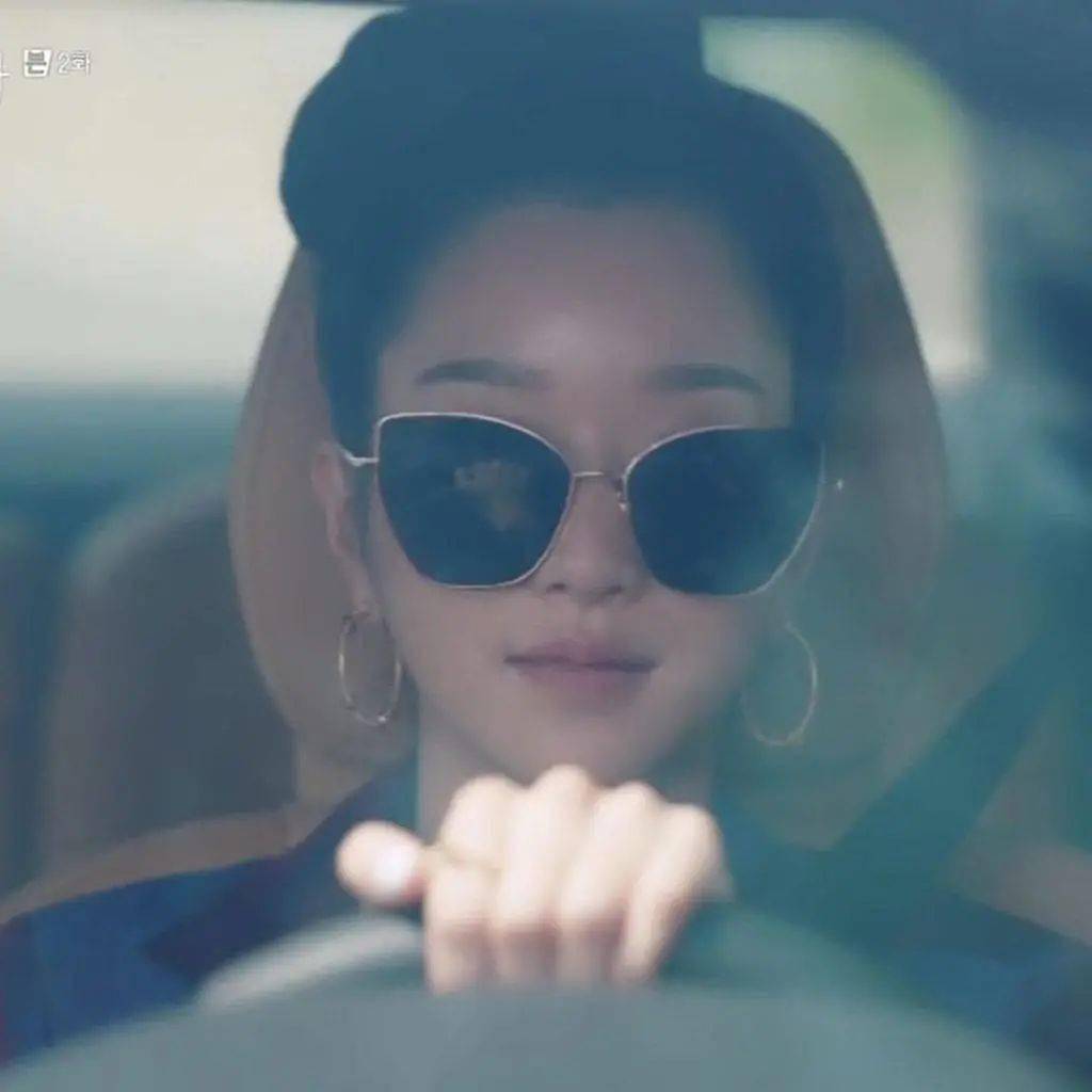 衣品好|《虽然是神经病但没关系》，衣品好就好！