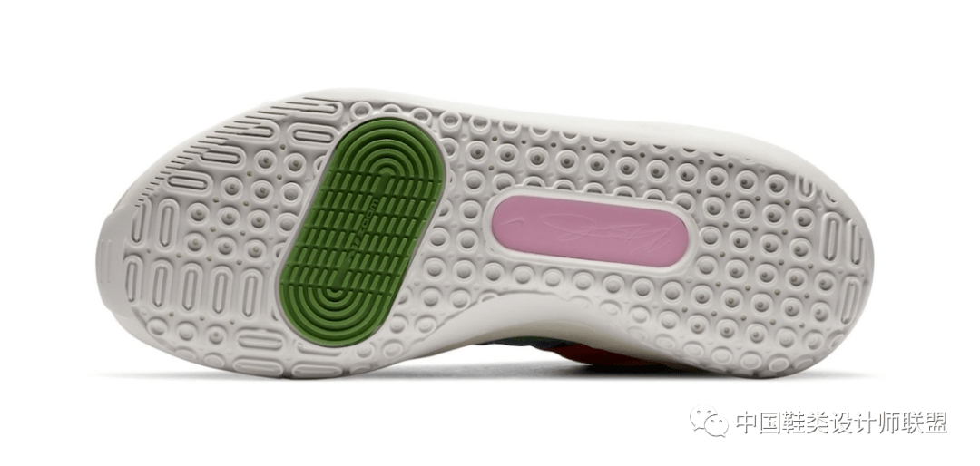 艺术|鞋讯丨街头艺术感浓郁！疑似 FOG 支线 x Converse 新联名曝光！