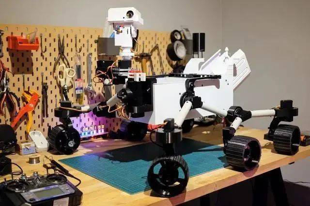 github硬核创客自制火星机器人,免费开源模拟 好奇号