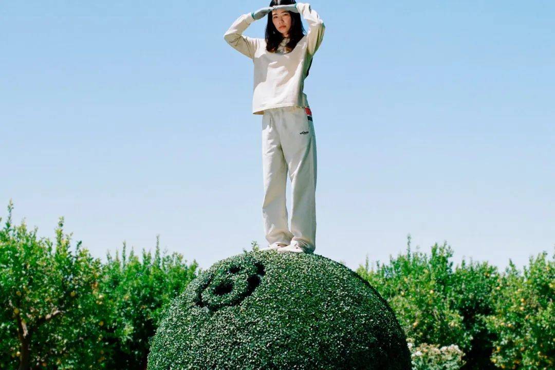 Movies|Daniel Arsham 联合 PORSCHE 推出联名胶囊系列