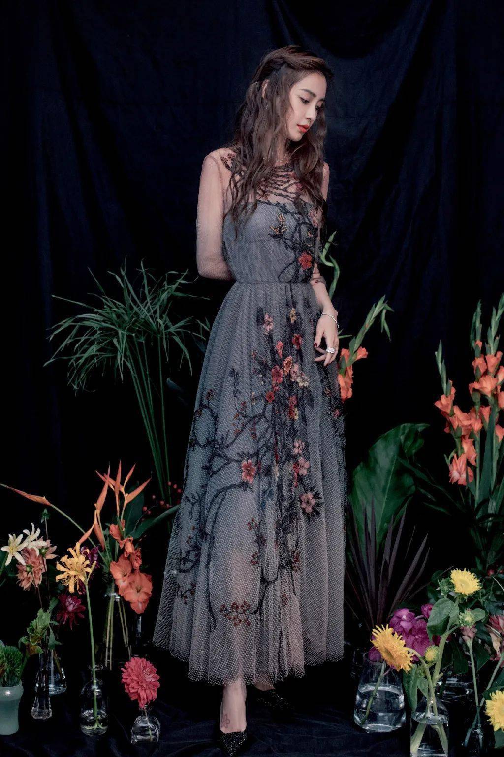 羊毛|Angelababy生图美绝 路人都会疯狂保存的水平！