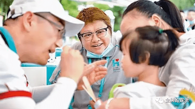 大女儿和继子是否适合抚养杭州来女士的孩子！韩红基金会出手了