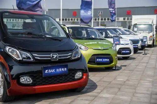 狼来了，宁德时代们要如何走出阴霾守住份额？