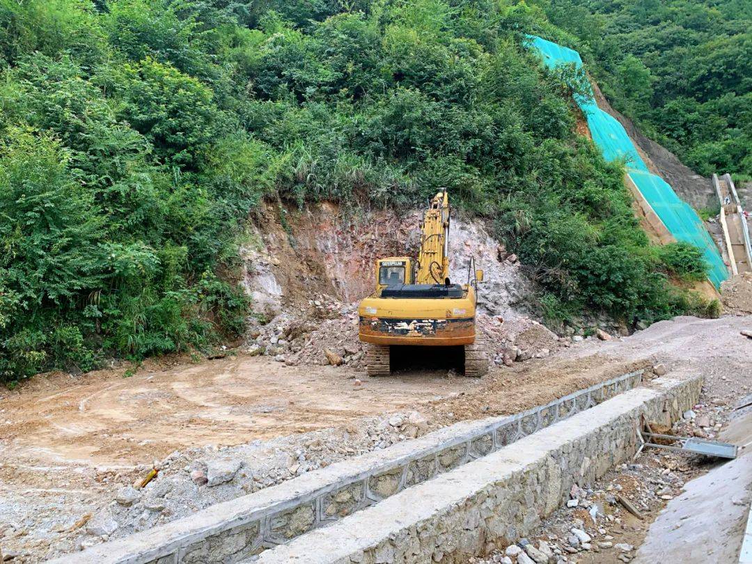 中电建“违法”用地项目逼停矿山，负责人：州政府管不了国企