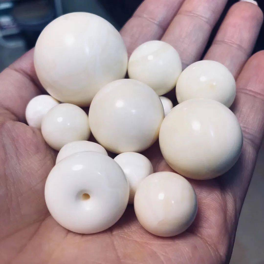 货源|呵呵你那也叫琥珀蜜蜡一手货源，15块克价的蜜蜡原石见过没？