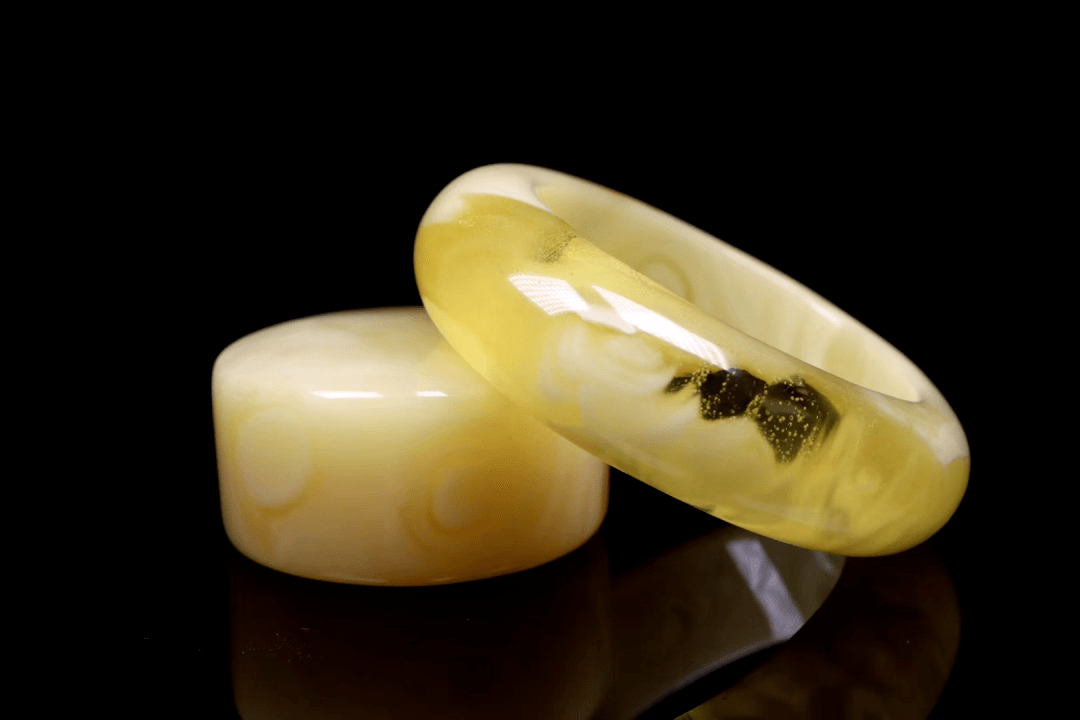 货源|呵呵你那也叫琥珀蜜蜡一手货源，15块克价的蜜蜡原石见过没？