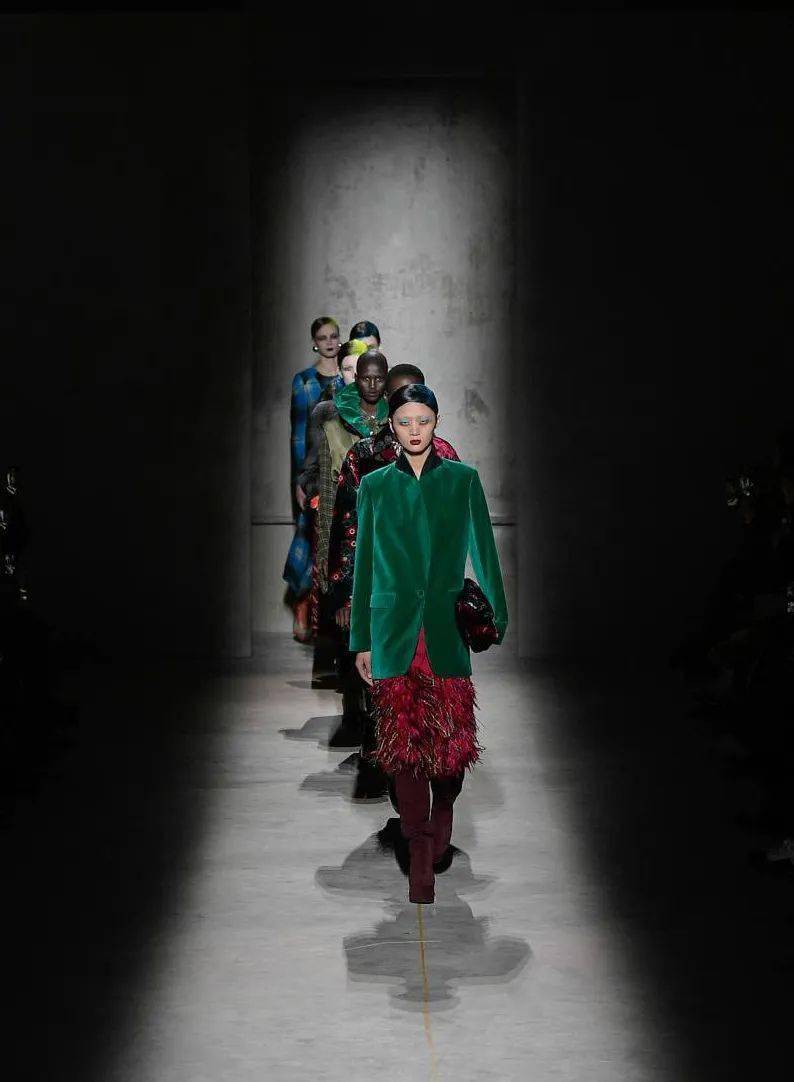 Dries|Dries Van Noten (德赖斯-范诺顿) 2020秋冬高级成衣系列!
