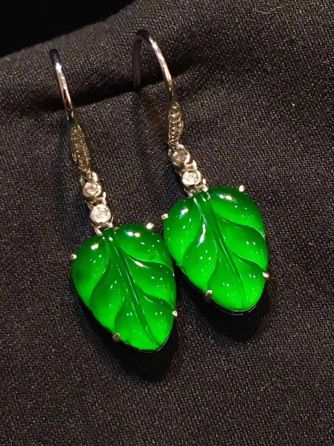 子和|布达拉宫用了多少吨金子和珠宝用来装饰呢？说出来你都不敢相信