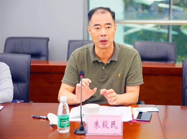 省政协副秘书长,民进江苏省委副主委朱毅民讲话▲省妇幼保健院院长