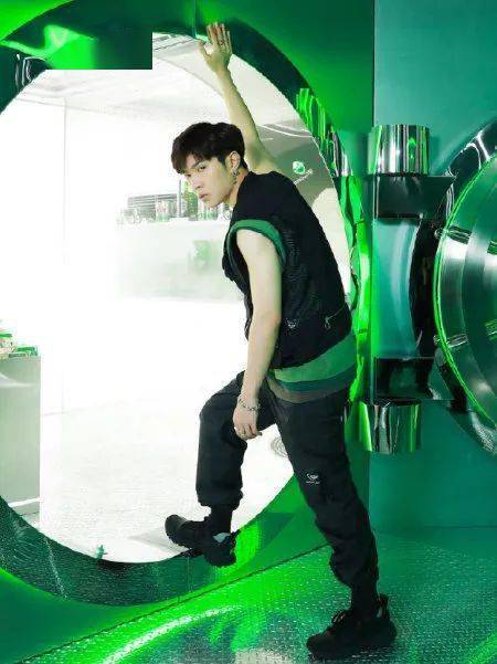 good|想要混好美妆圈?那就必须“文体两开花”!