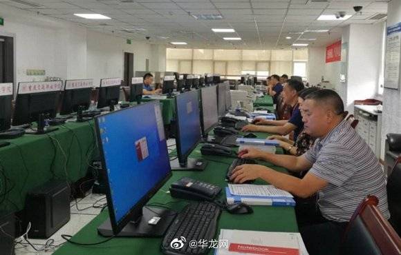 远程|2020年重庆高考录取准备工作就绪 采取远程网上录取设4部咨询电话