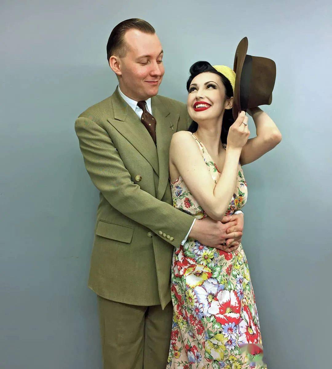 怎么介绍一个人身上的服饰 bba3897ef9634d699df1916ec8d61ce5.jpeg