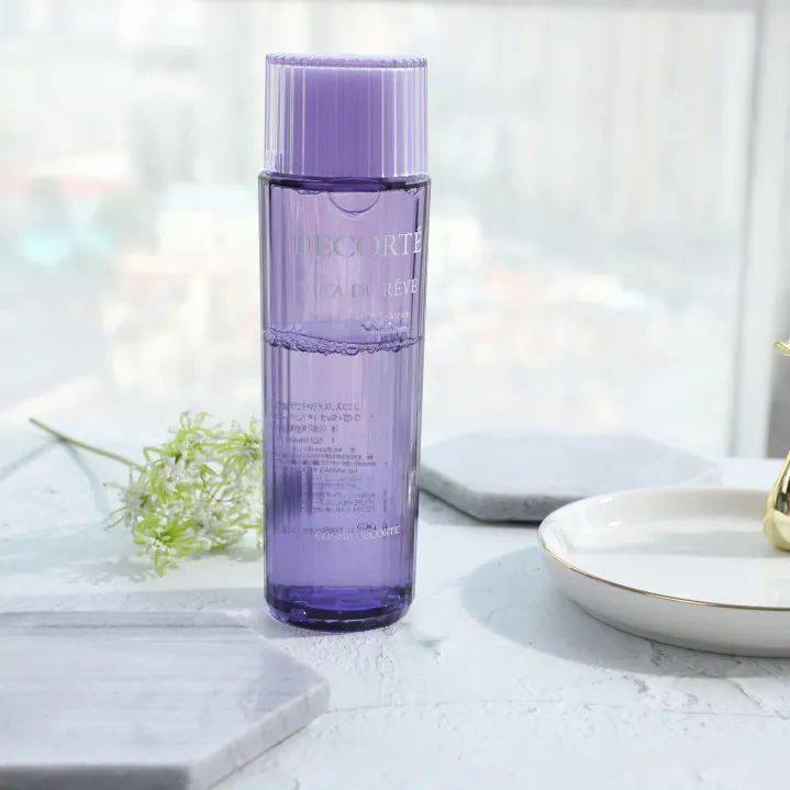 艾派德|爽肤水？柔肤水？精华水？苟命啊，我到底该怎么选？！