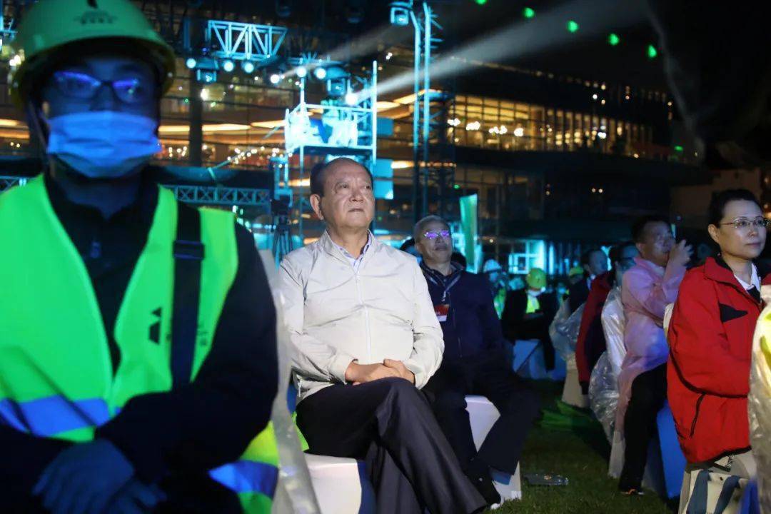 交响曲现场视频 909ca739d67b49dda8bc4b5da8cbd787.jpeg