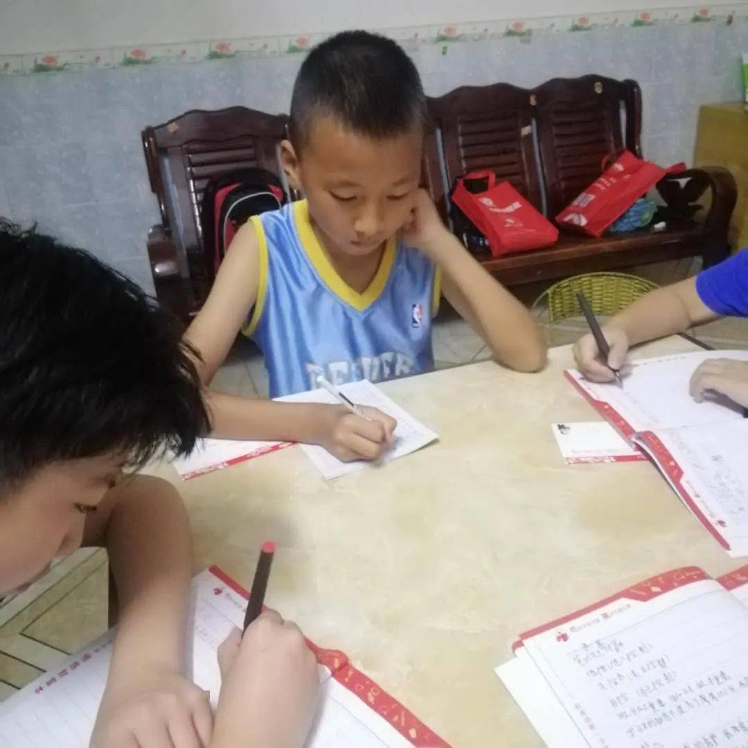 永州|看到成品让人口水直流欧爸的孩子们下厨学做永州血鸭