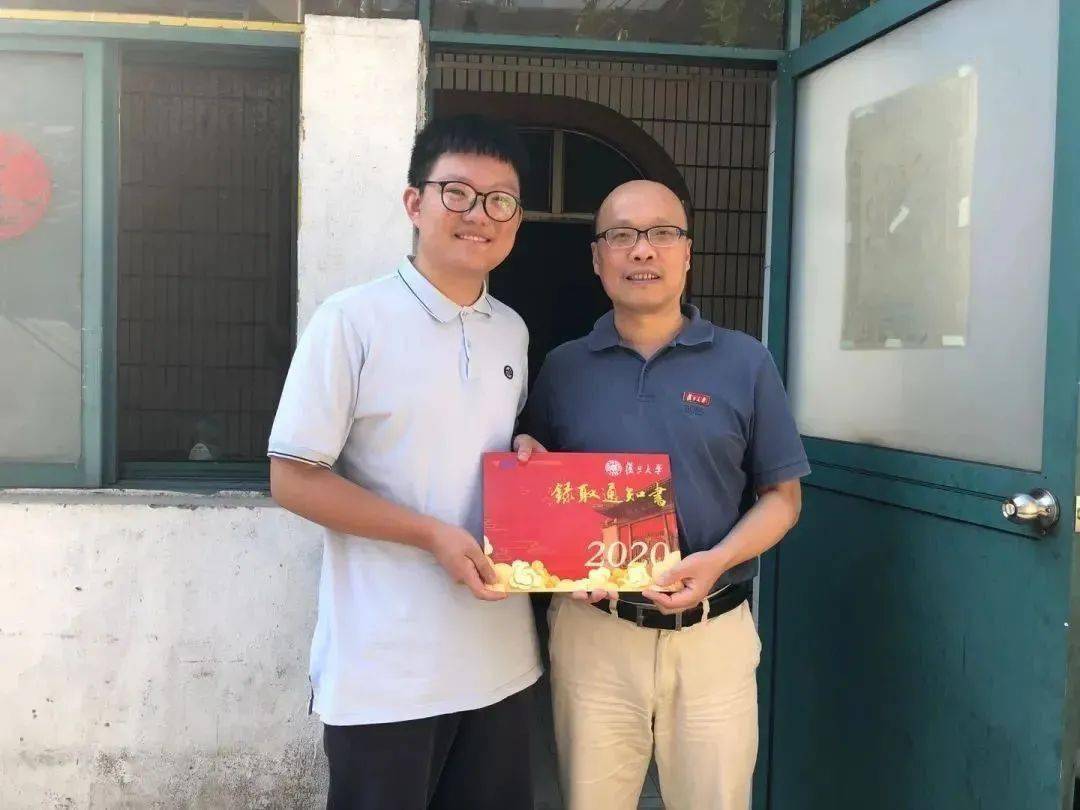 心愿|今天和复旦录取通知书一起到了！惊喜！校园开放日上写下的心愿