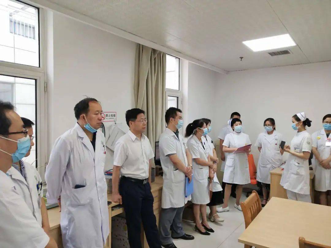 什么人可以当医院的科室主任 3fad21e4ac6540558dc5aa91e1e7d0da.jpeg