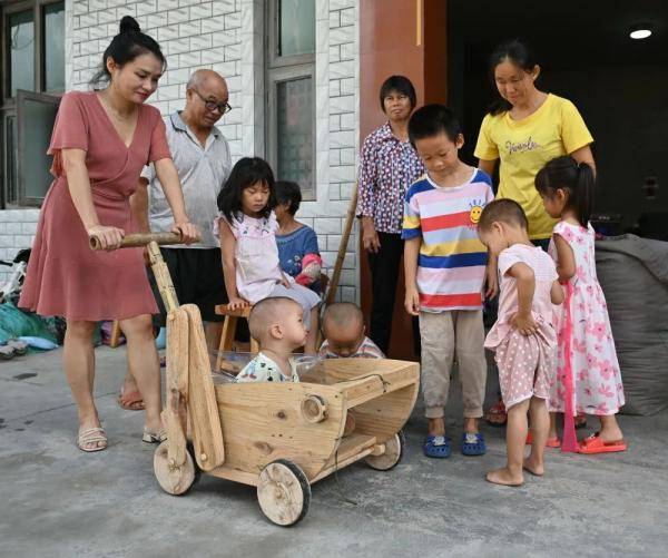 李石水|有一种羡慕叫做：别人家的爷爷！